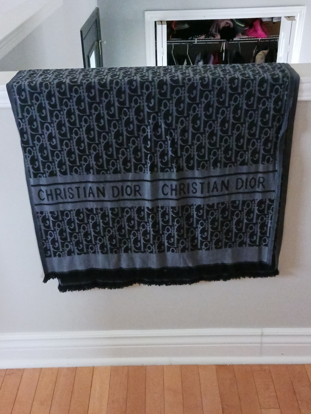 Dior Unisex Christian Dior Monogram Scarf – Black & Grey